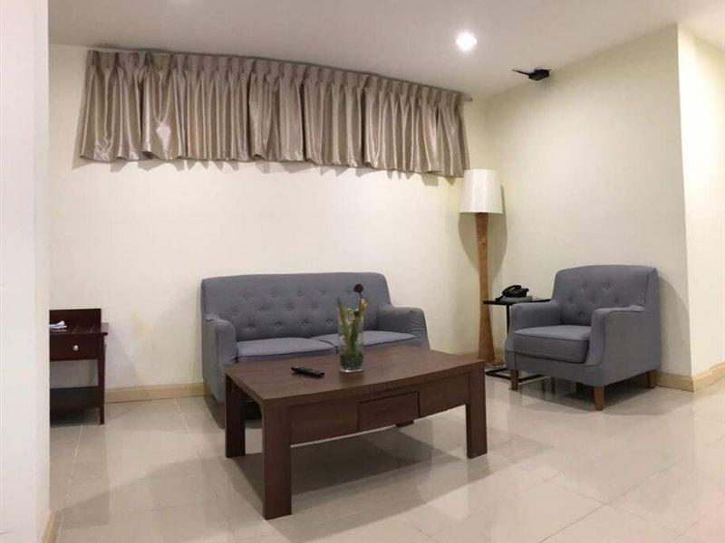 Capital Residence Единбург Екстериор снимка
